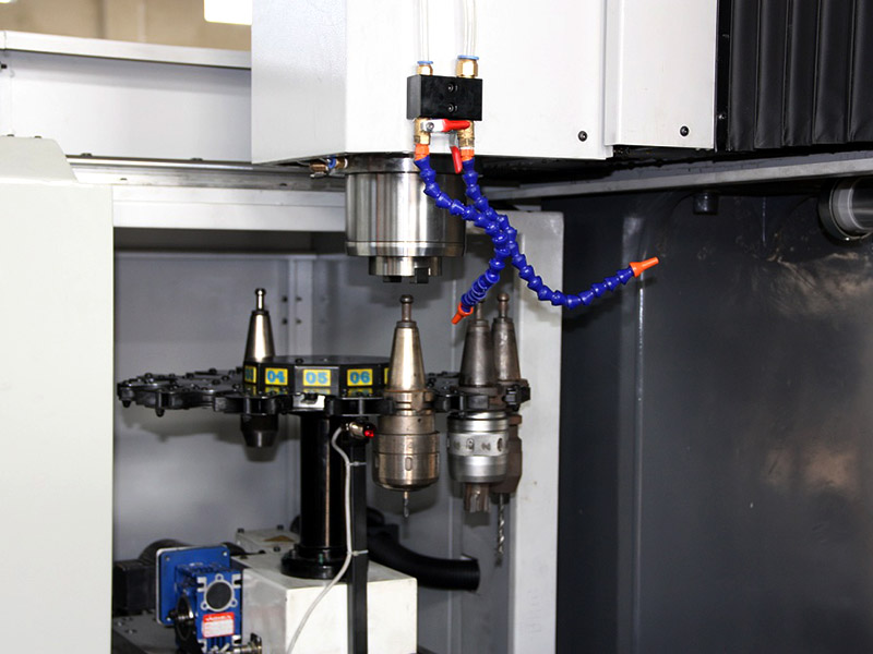 雕銑機要不要刀庫?相關(guān)要求!