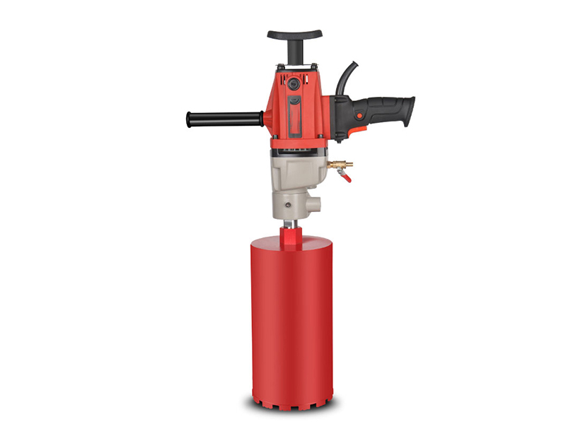 大鉆孔機(jī)揚(yáng)塵怎么解決？鉆孔機(jī)不吸水怎么辦？