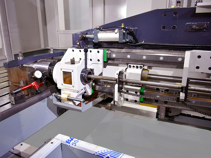 深孔鉆機床使用的油多久換一次?