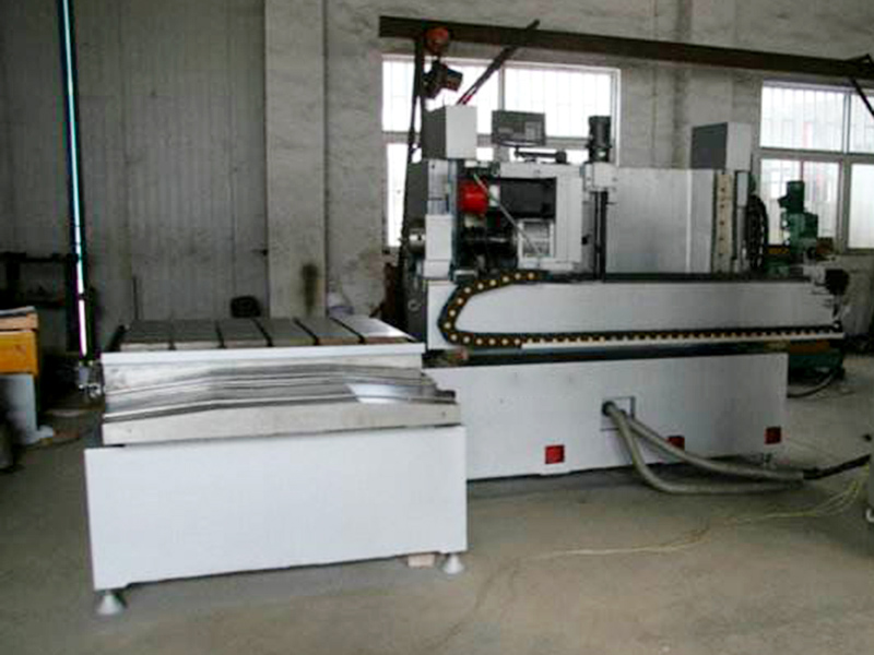 數(shù)控5軸深孔臥式鉆床有幾軸聯(lián)動(dòng)？