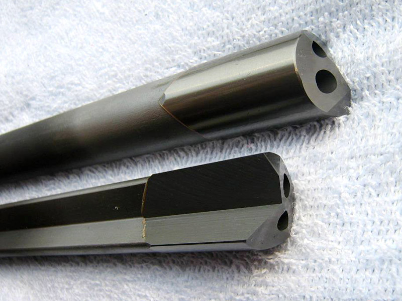 有沒有8.9的深孔鉆刀具？